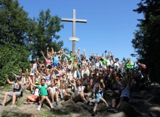 Fotorelacja z obozu letniego w górach dla uczniów klas I-III w Suchedniowie.