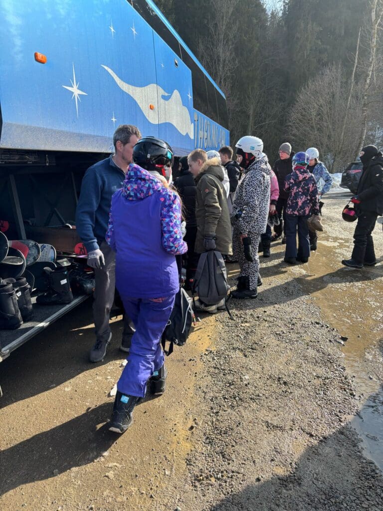 PHOTO 2025 02 25 14 19 27