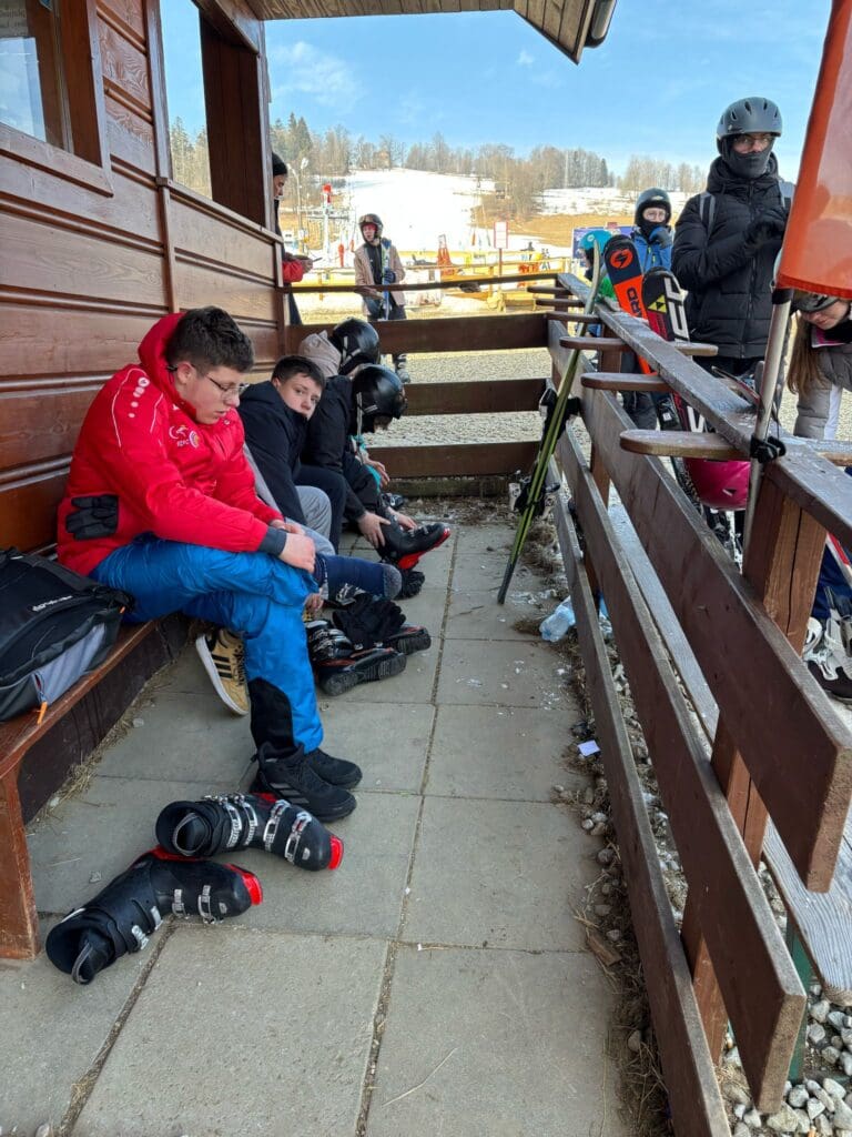 PHOTO 2025 02 25 14 20 06(6)