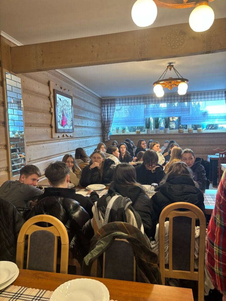 PHOTO 2025 02 25 14 20 06(7)